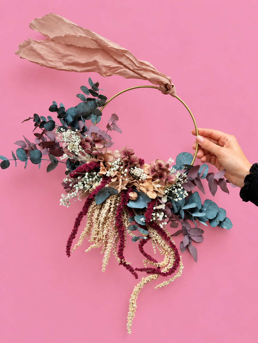 couronne fleurs séchées fleuriste rennes mariage deuil evenementiel reconversion fleuriste FLEURS SÉCHÉES FLEURS ABONNEMENT MARIAGE DEUIL FUNERAIRE 