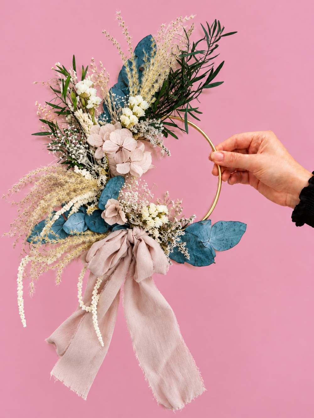 couronne fleurs séchées fleuriste rennes mariage deuil evenementiel reconversion fleuriste FLEURS STYLISTE DESIGN FLORAL